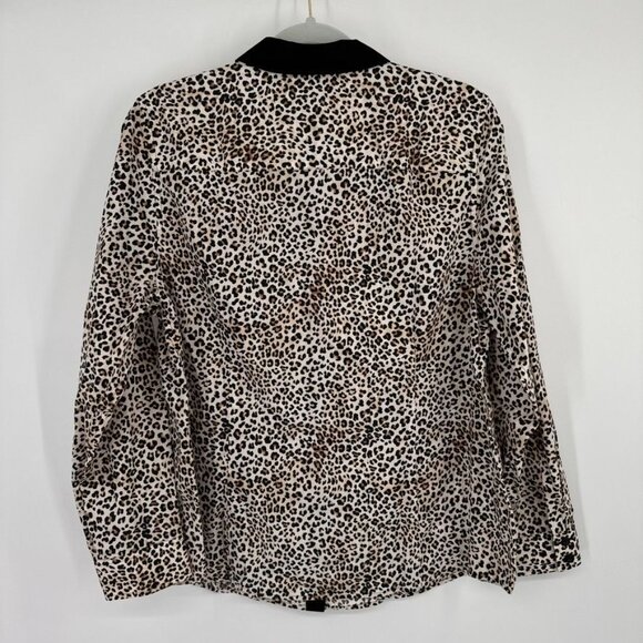 Chicos 2 Leopard Print Button-Up no iron Shirt Womens Size large Black Collar Co - Picture 11 of 11